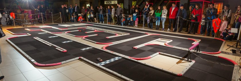 Трасса для радиоуправляемых машин