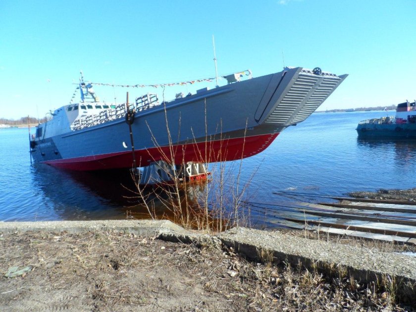 Десантный катер Дюгонь