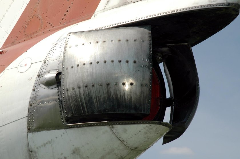 Як-40 реверс тяги