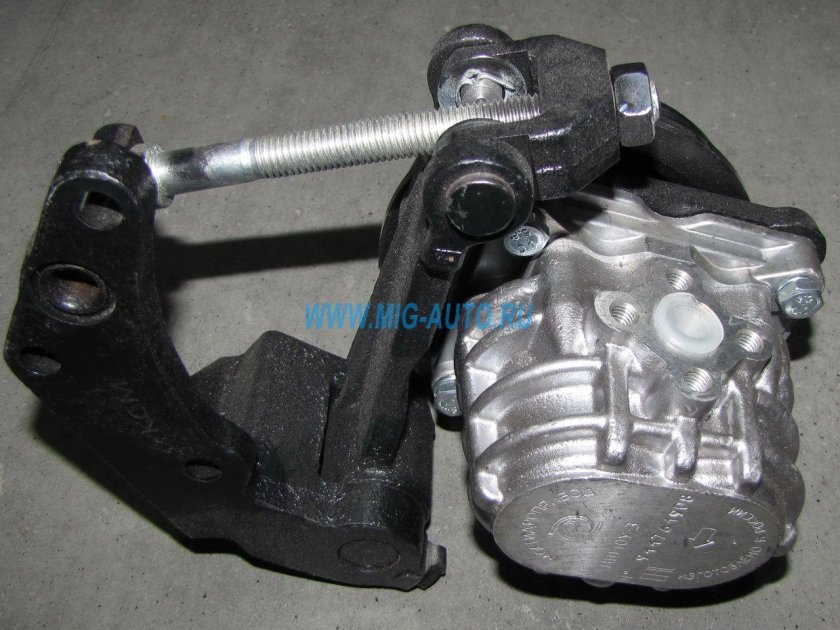 Насос ГУР МАЗ НШ 10