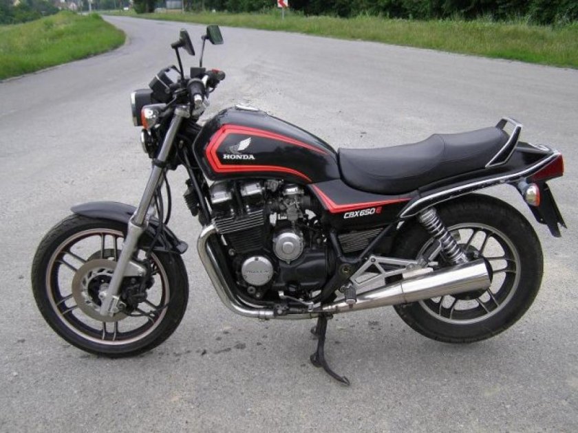 Хонда CBX 650
