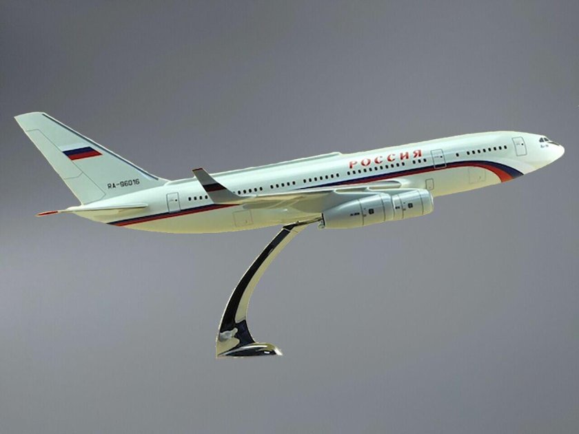 Самолет модель