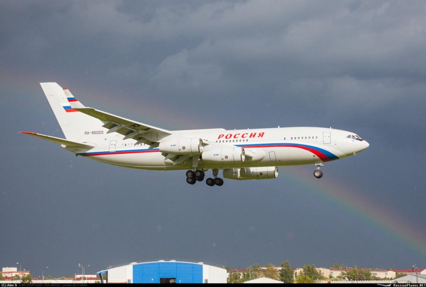 Ил 96020