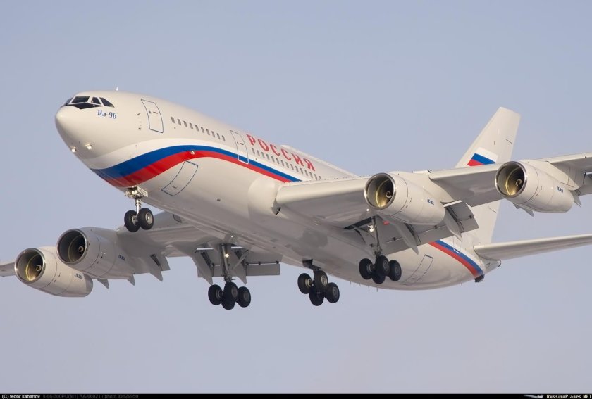 Ил-96-300пу