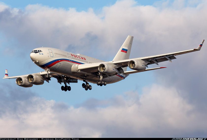 Ил-96-300пу