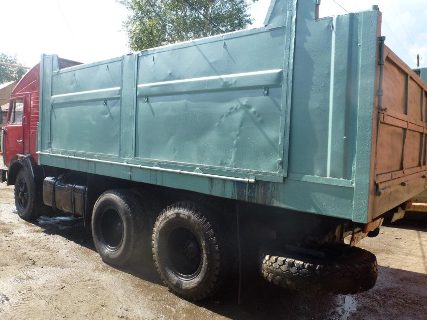 Урал колхозник с длинным кузовом