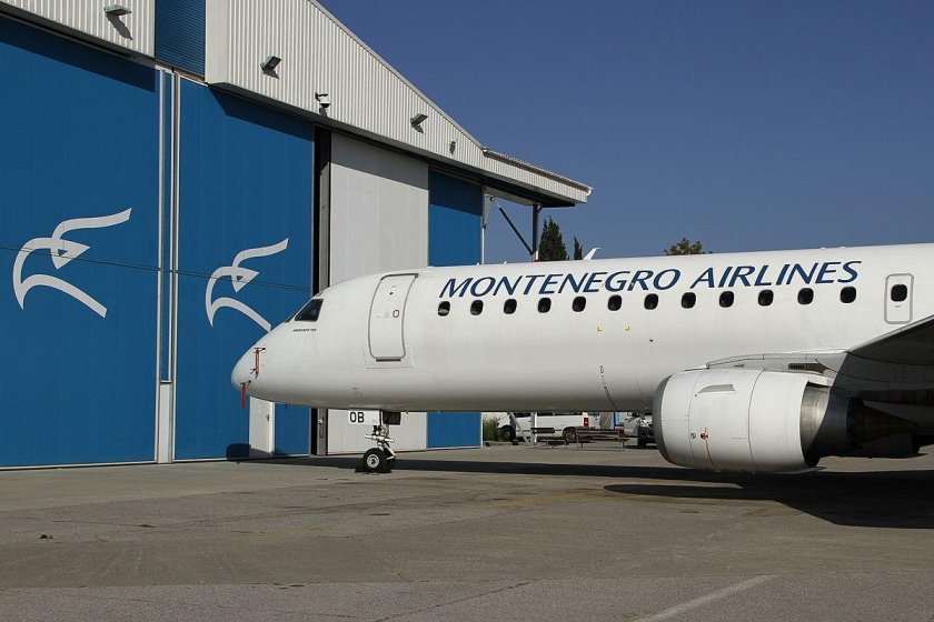 Embraer 195 Air Montenegro