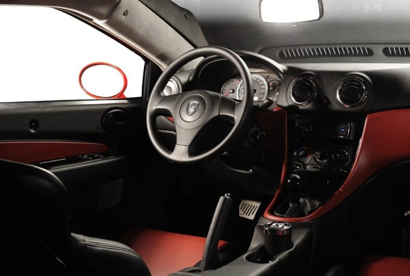 Автомобиль ТАГАЗ Аквила