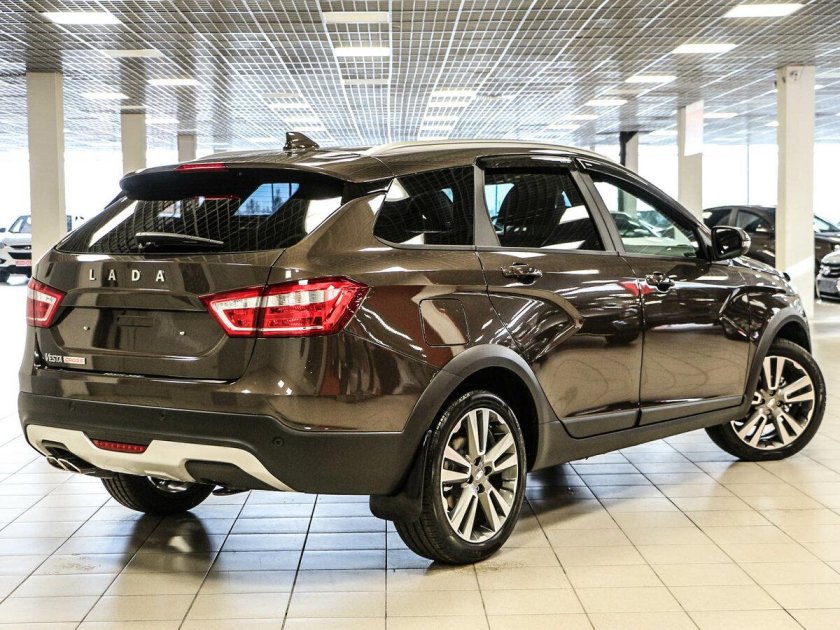 Лада Веста SW Cross коричневый