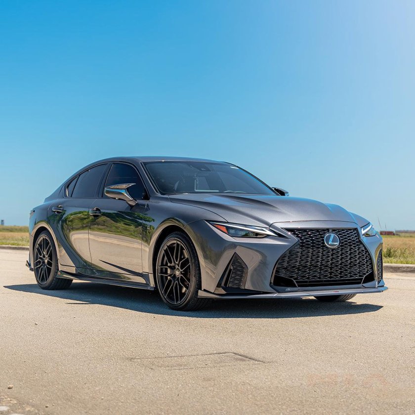 Lexus is 350 f sport 2021