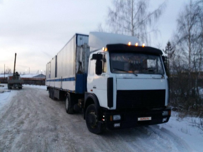 МАЗ 5432 белый
