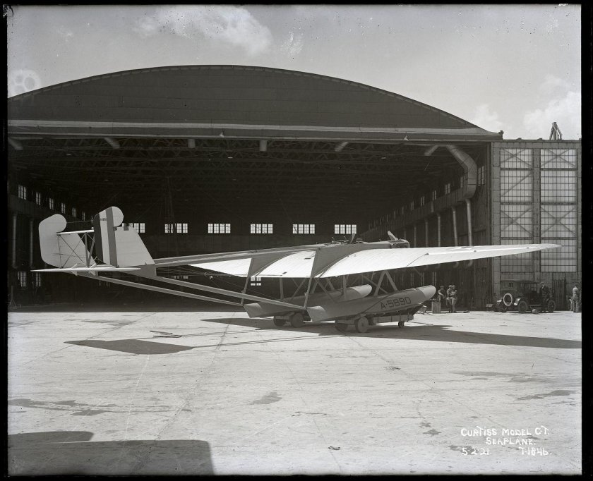 Curtiss 24