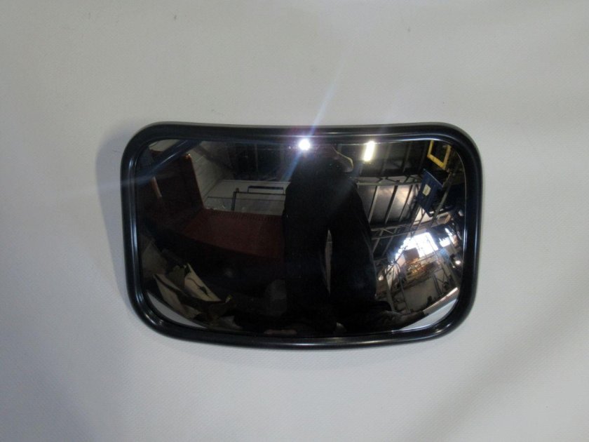 Зеркало заднего вида КАМАЗ 61.8201020