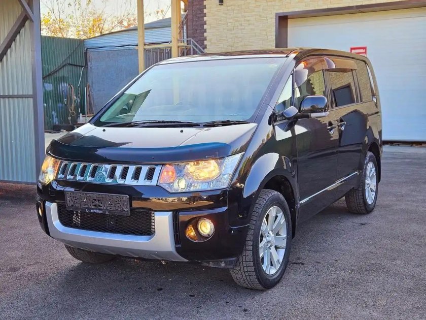 Мицубиси делика д 5