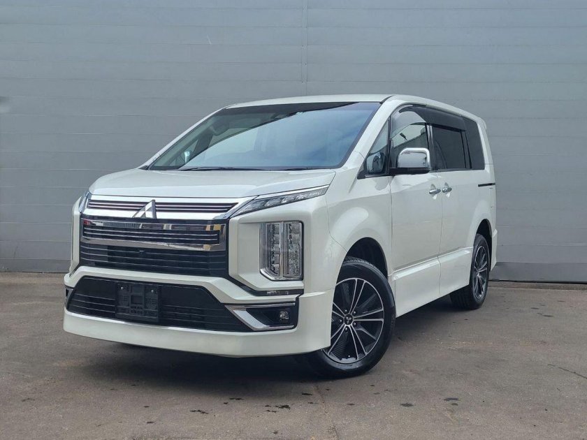 Mitsubishi Delica d5