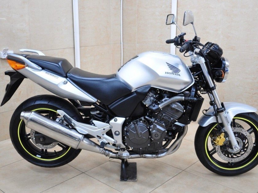 Honda cbf 600