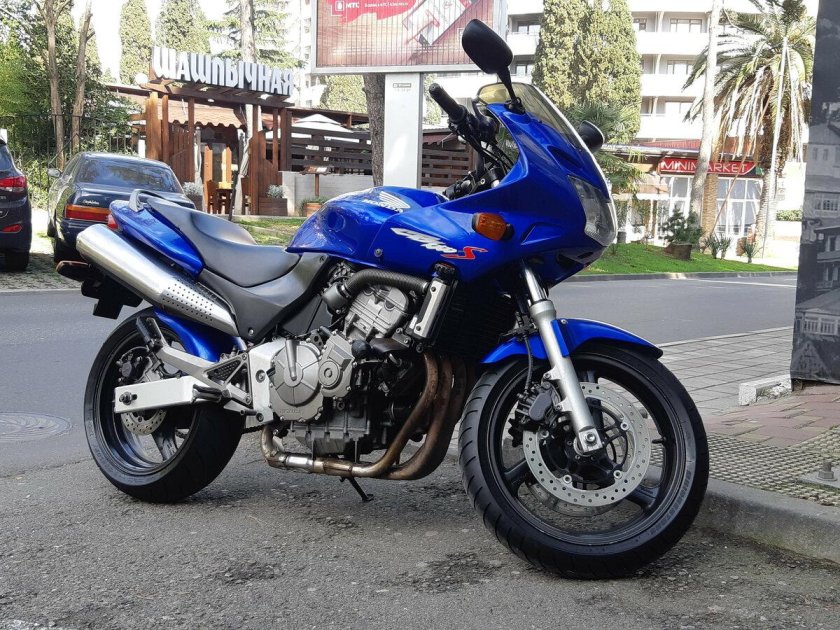 Honda CB 600 2001
