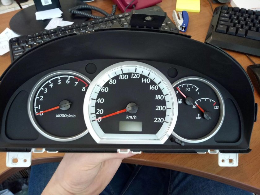 Chevrolet Lacetti приборная