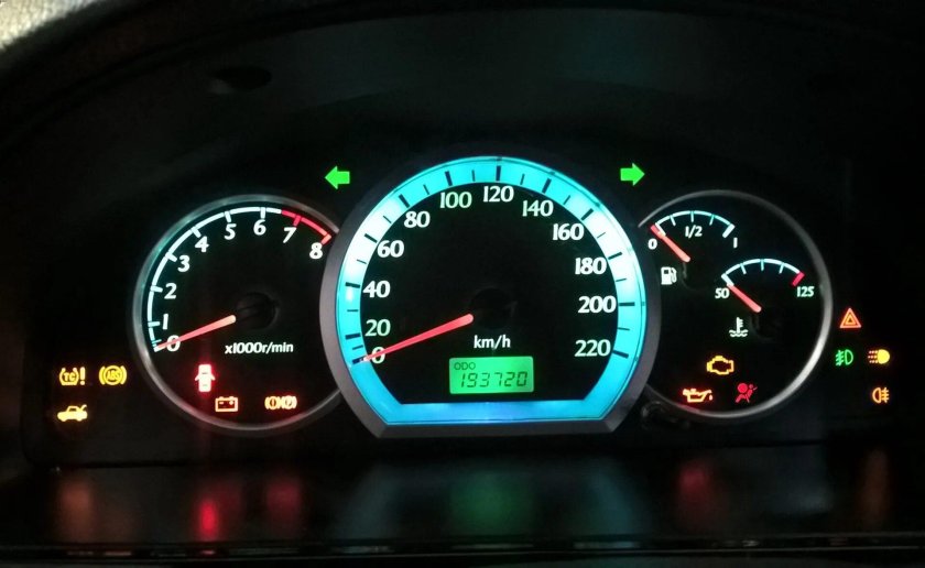 Панель приборов Лачетти седан 1.4