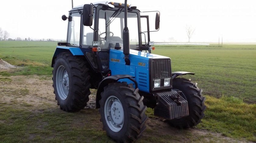 Трактор МТЗ 952