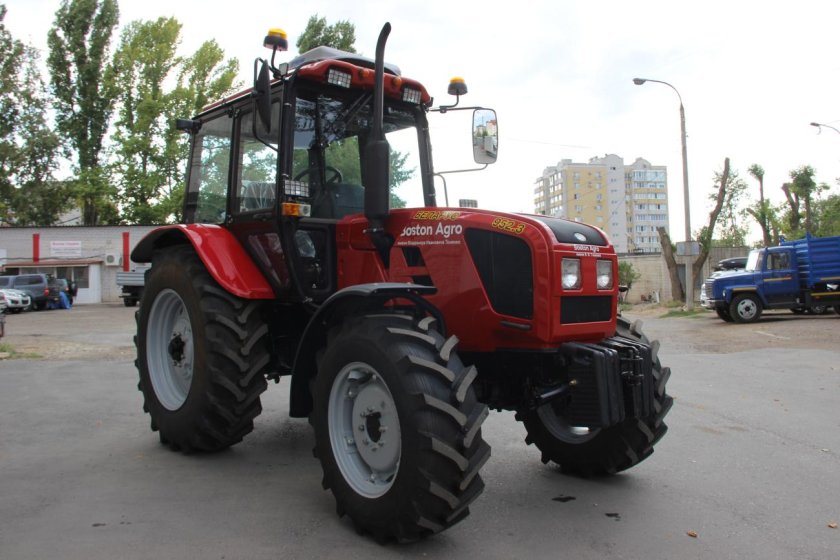 Беларус МТЗ-2023