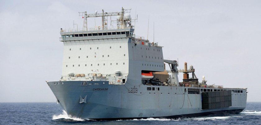 Regal Bay судно