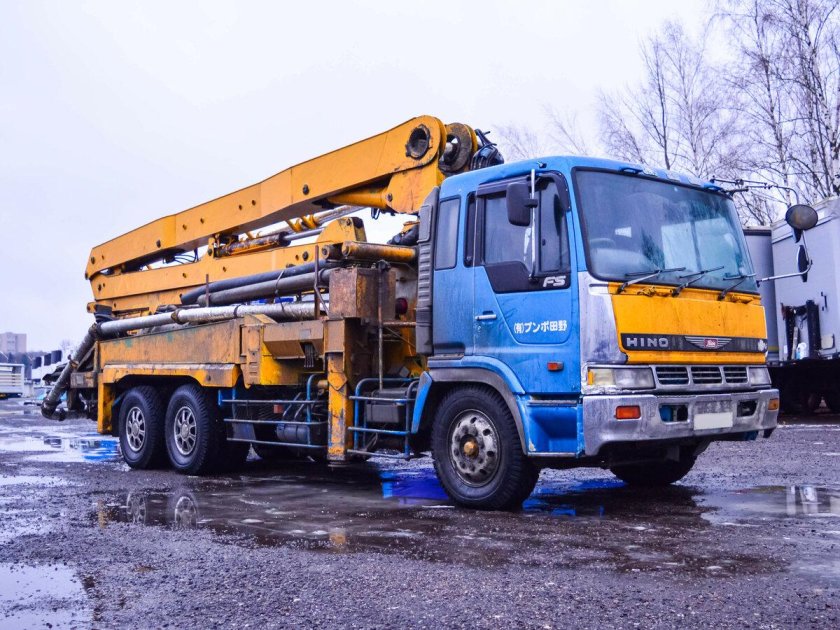 Автобетононасос mitsubishi fuso