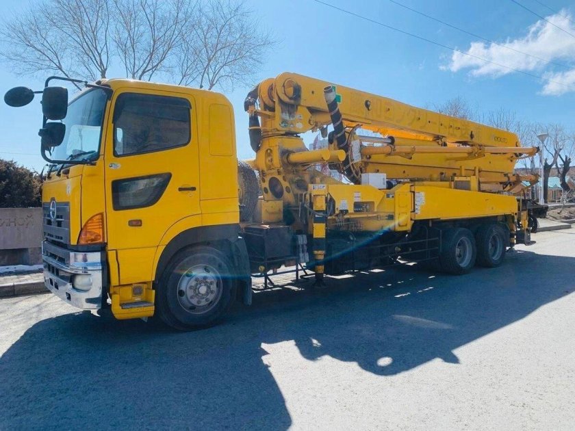 Автобетононасос путцмайстер 28 метров