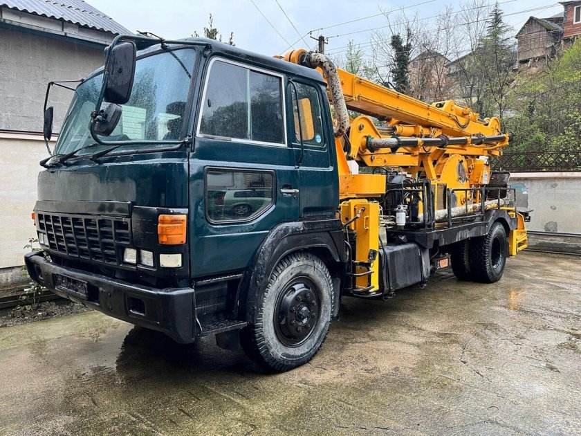 Автобетононасос Путцмайстер 28 метров