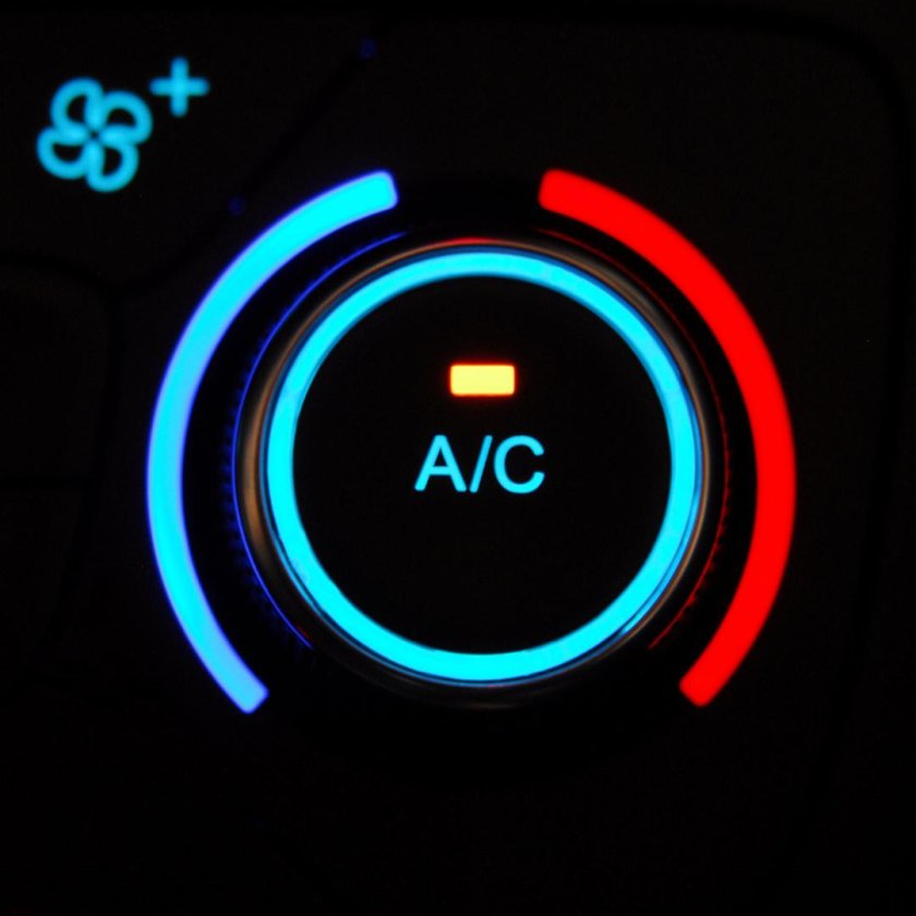 Кнопка кондиционера автомобиля