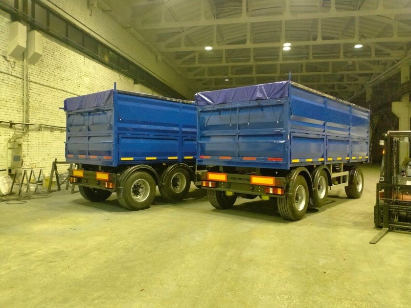 Прицеп 3 осный зерновоз