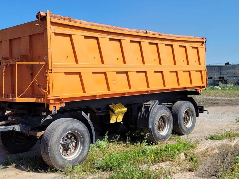 Самосвальный прицеп 852911в
