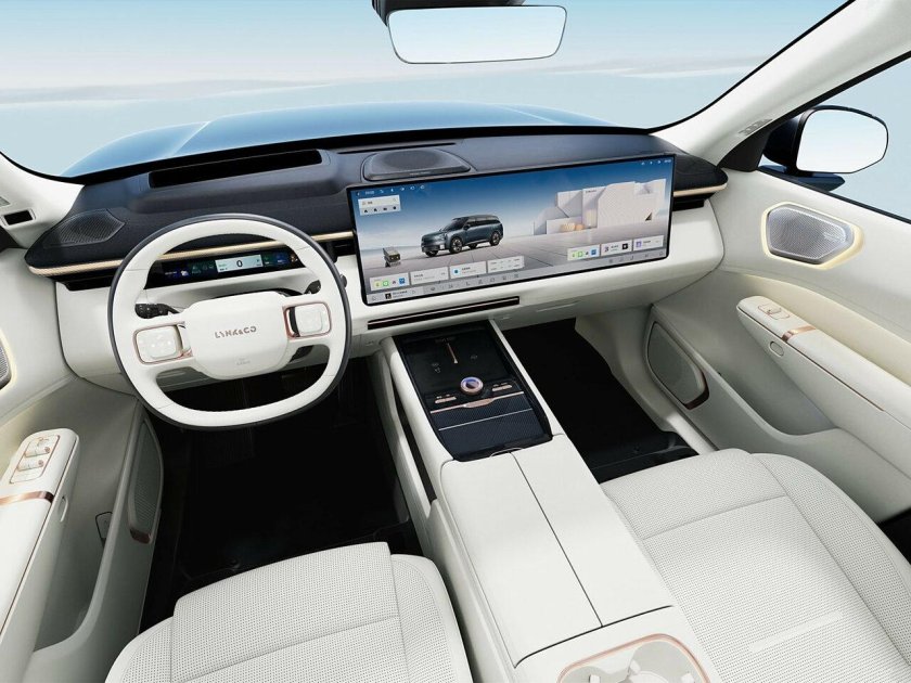 Lynk co 900 салон