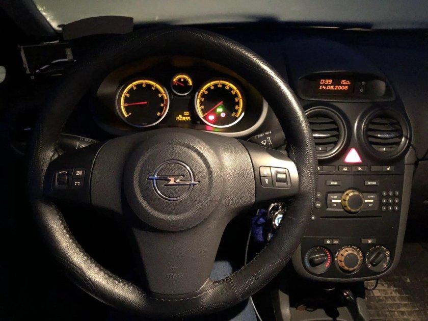 Приборная панель Опель Корса д 2007