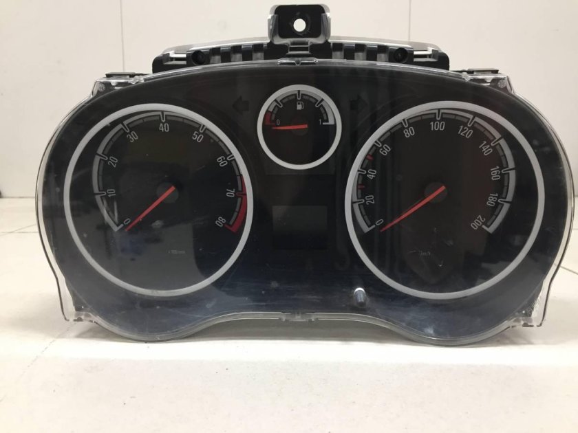 Панель приборов Opel Corsa d