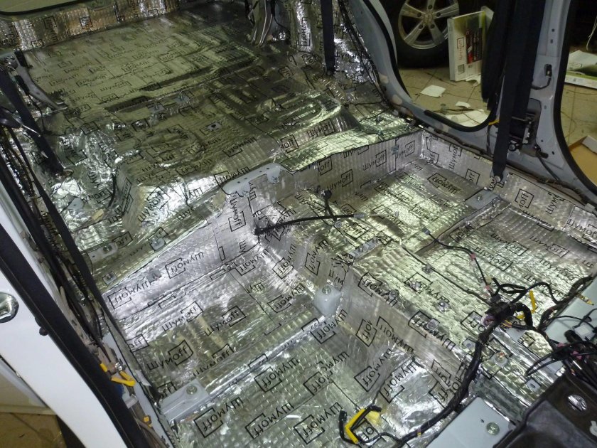 Шумо и виброизоляция ВАЗ 2114