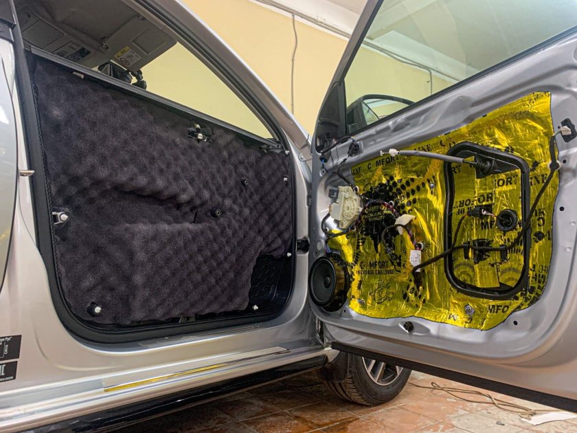 Шумоизоляция Scion XB моторный