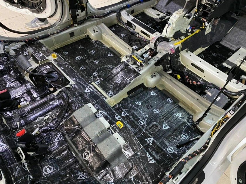 Шумоизоляция авто STP