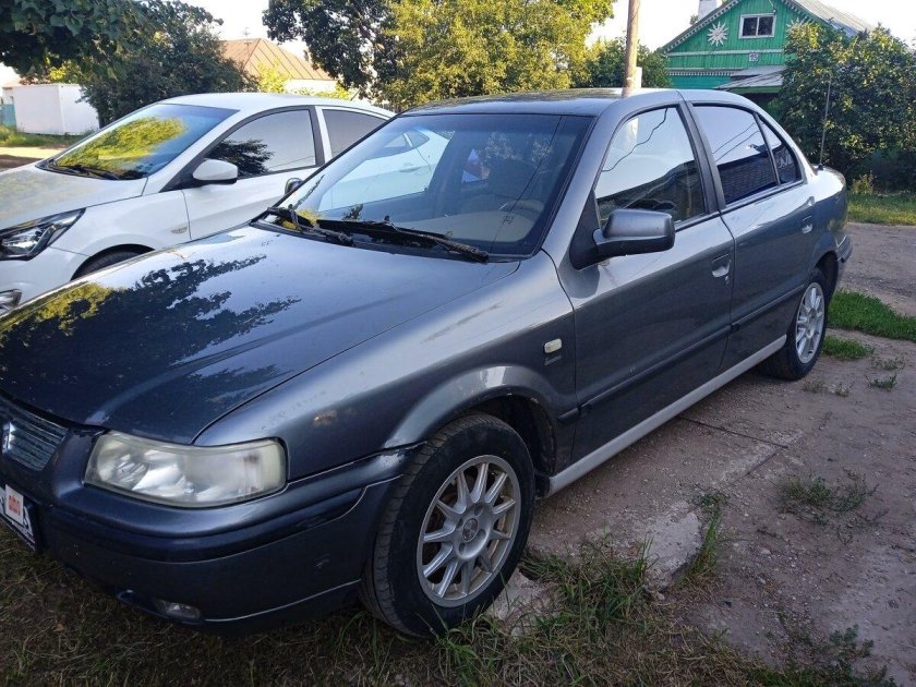 Iran Khodro Samand серый