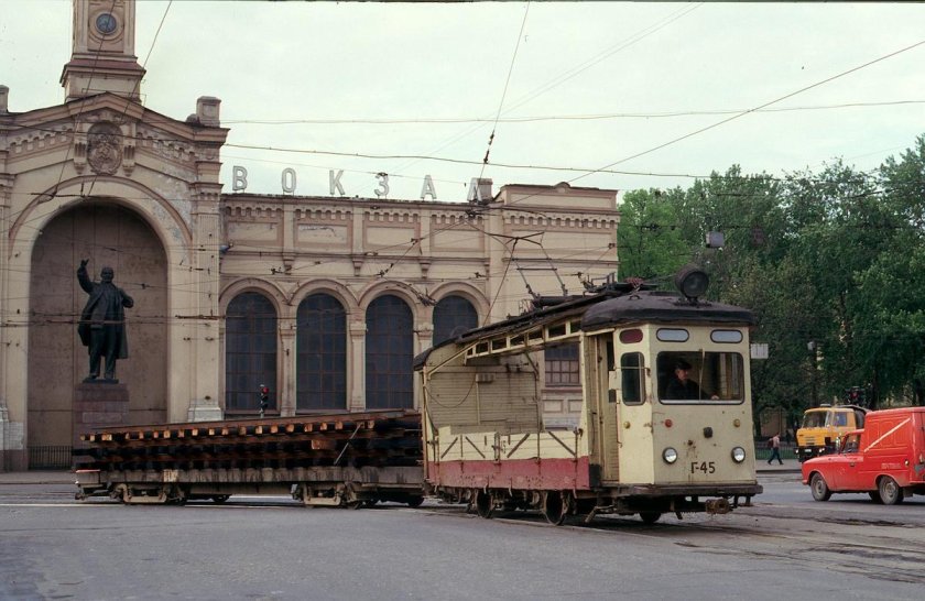 Варшавский вокзал в Санкт-Петербурге