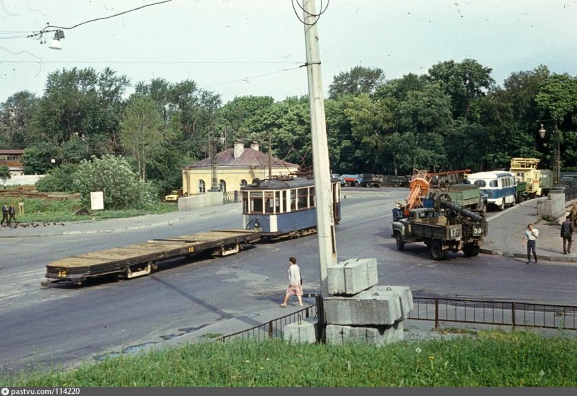 Смоленский мост