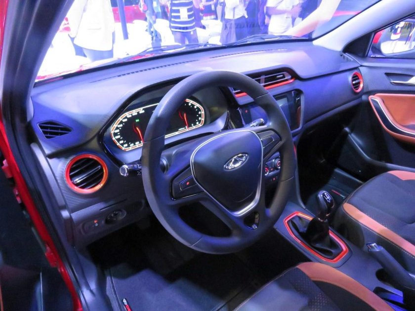 Chery Tiggo 2 2017 салон