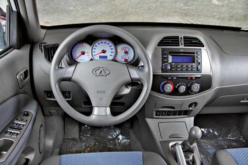 Chery Tiggo t11 салон