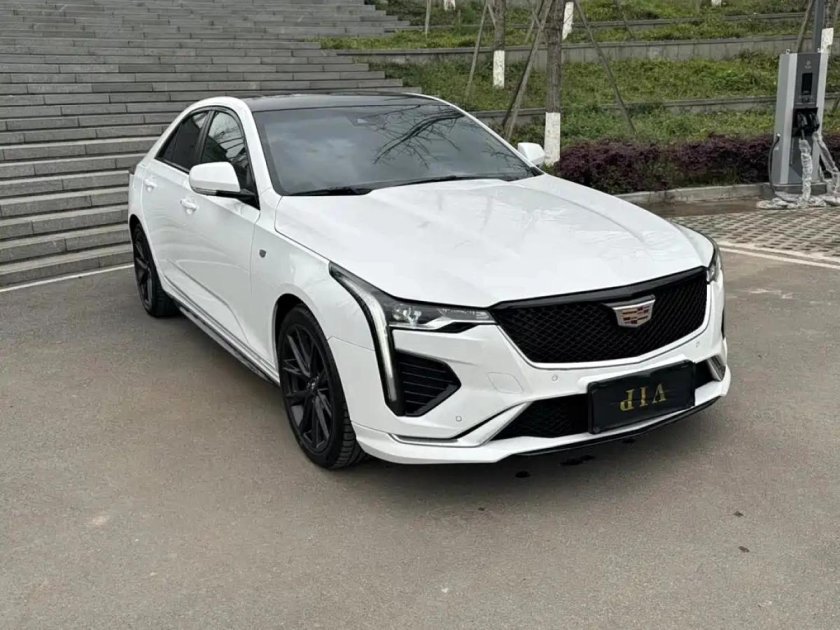 Кадиллак ст 4