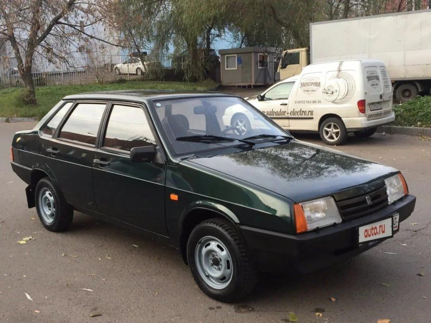 ВАЗ-21099 седан