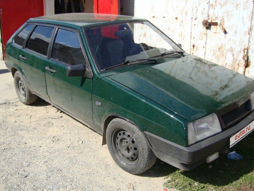 ВАЗ 2109 зеленая