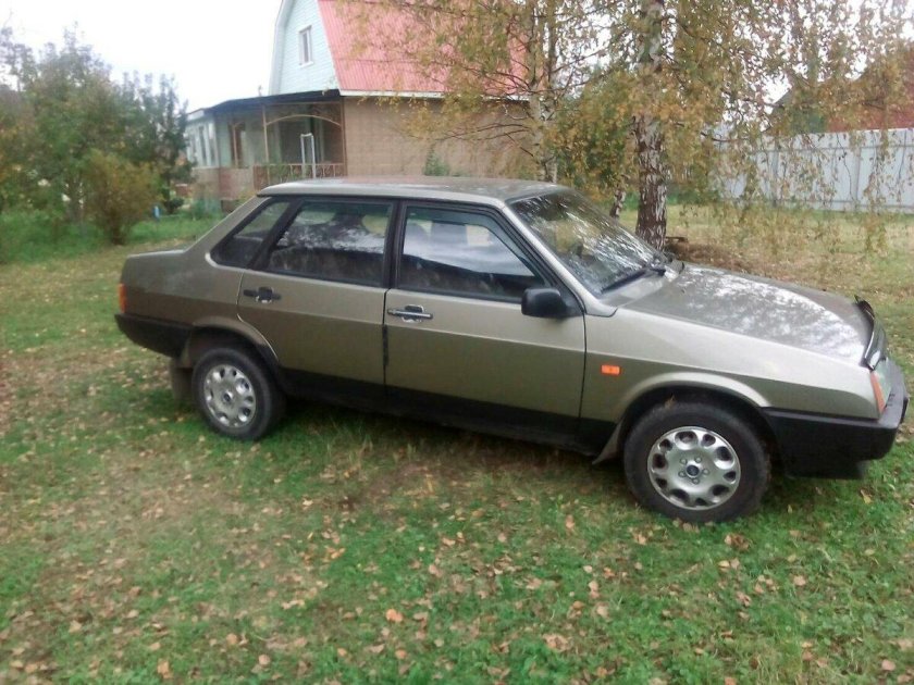ВАЗ 21099 серо-зеленый металлик