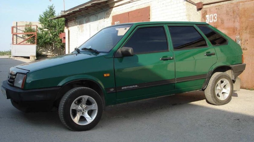 ВАЗ 2109 на арбузах 13