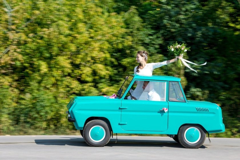 Машина инвалидка СМЗ С 3 Д