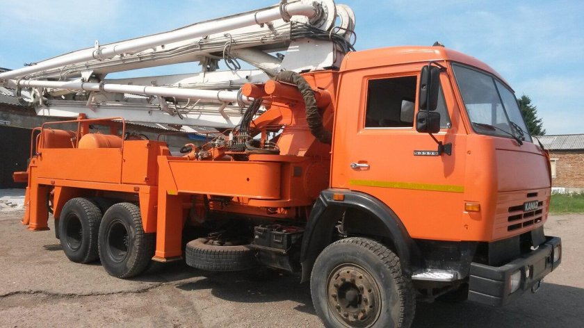 Автобетононасос КАМАЗ АБН 32